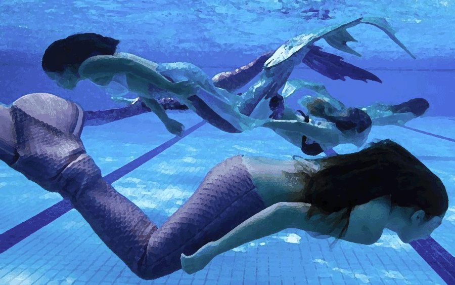 dziewczyny, które uprawiają mermaiding